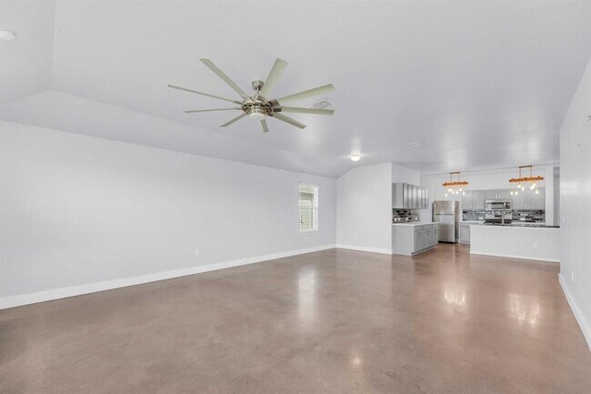 Building Photo - 18125 Ryegate Dr