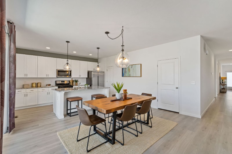 Building Photo - 1810 Tree Grove Dr