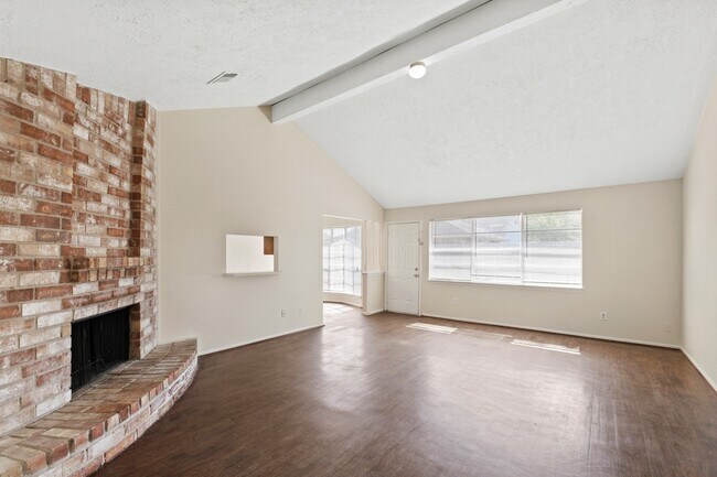 Building Photo - 13211 Gerrards Cross Dr