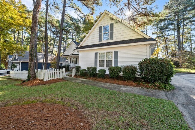 Building Photo - 43 S Lakeshore Dr