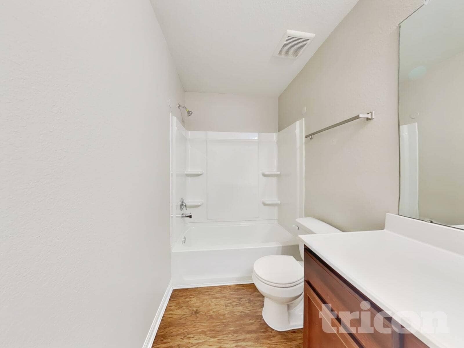 Building Photo - 2322 Oyster Bay Ave