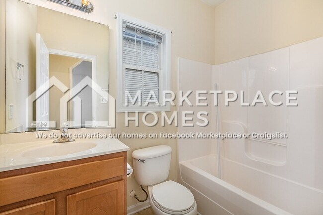 Building Photo - 2124 Star Sapphire Dr