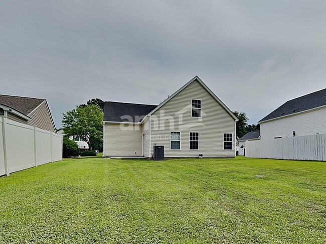 Building Photo - 4809 Wheatfield Dr