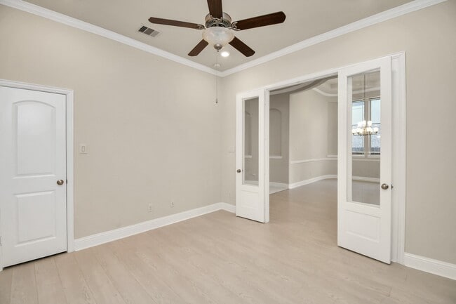 Building Photo - 16906 Dalgety Ct