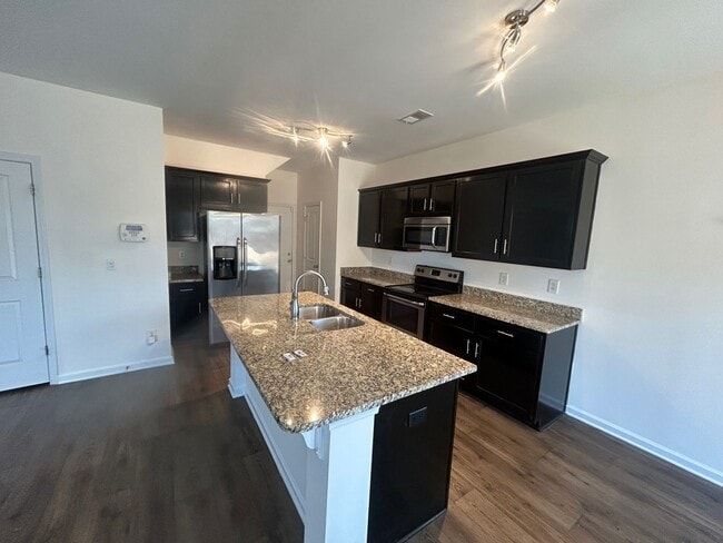 Building Photo - 336 Eagle Feather Loop