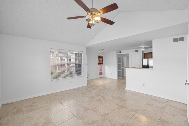 Building Photo - 1345 Crystal Way