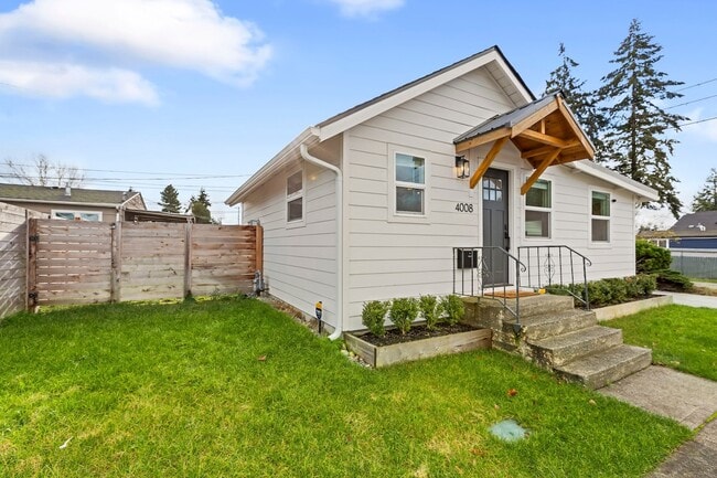 Building Photo - 4008 S 36th St
