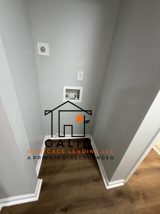 Building Photo - 4401 Meding St