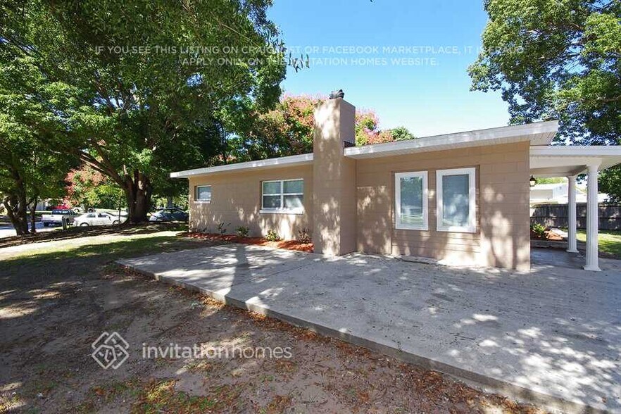 Building Photo - 1333 Pleasantview Dr