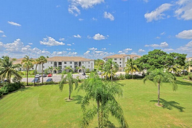 Building Photo - 9355 SW 8th St