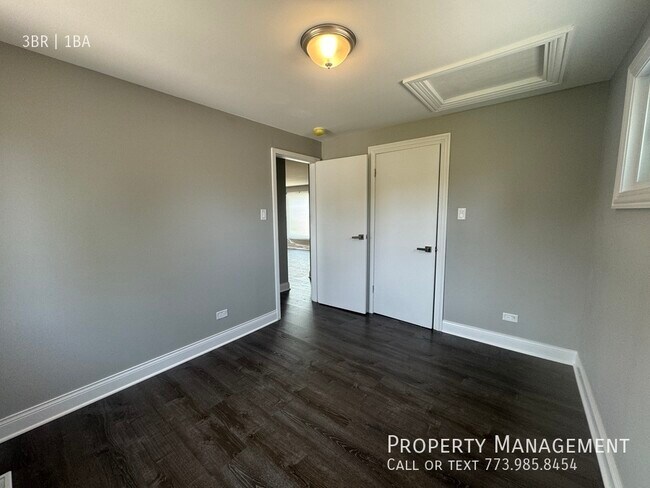 Building Photo - Midlothian Area Completely Updated Ranch H...