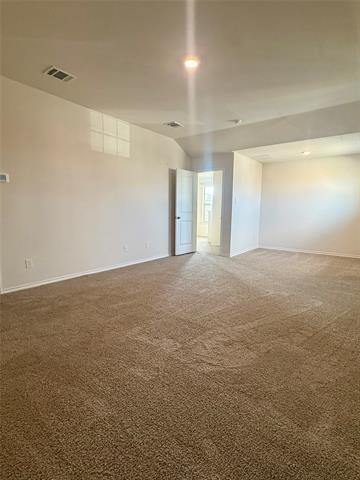 Building Photo - 916 Country Rd