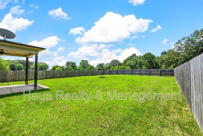 Building Photo - 112 Sycamore Hill Dr