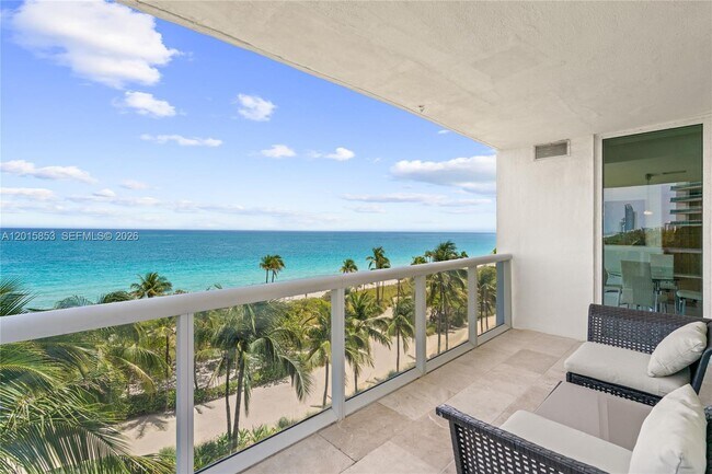 Building Photo - 10275 Collins Ave