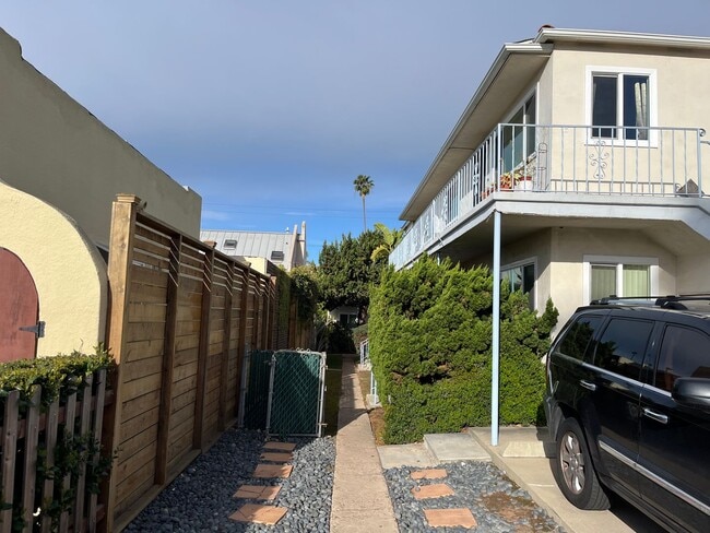 Building Photo - 3310 31st St