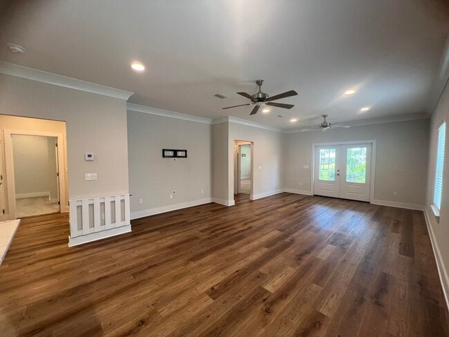 Building Photo - 201 Marsh Landing S