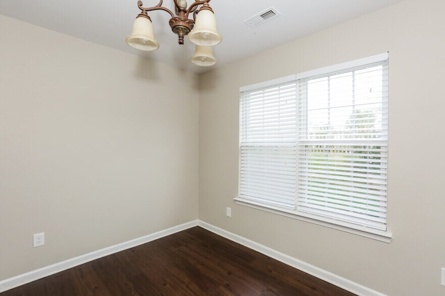 Building Photo - 1424 Jabbok Pl NW