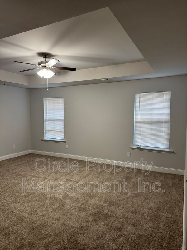 Building Photo - 14287 Wildflower Dr