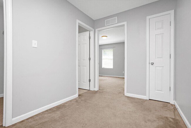 Building Photo - 6622 S Wilson Rd