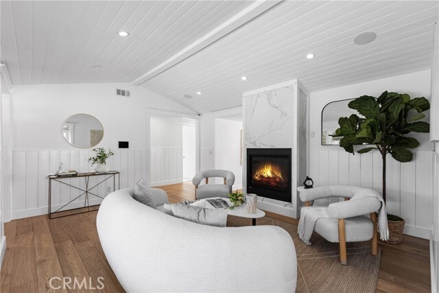 Building Photo - 12947 La Maida St