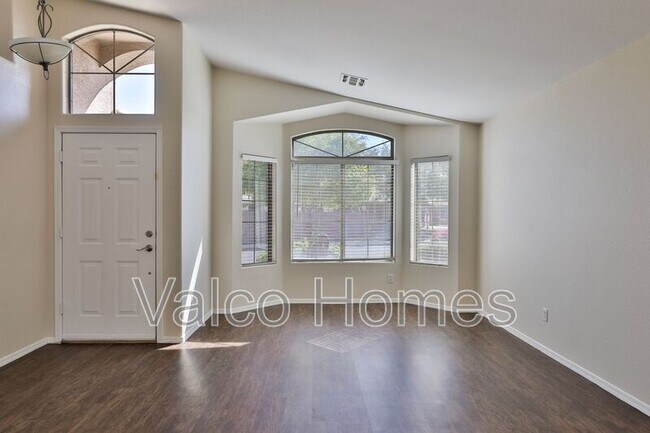 Building Photo - 6450 W Saddlehorn Rd