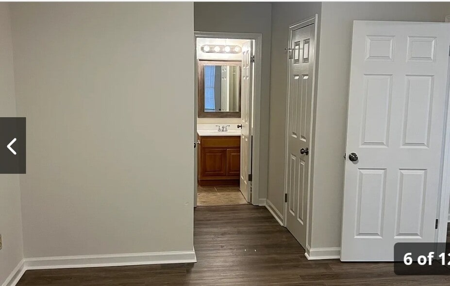 Building Photo - 6337 Quinn Dr