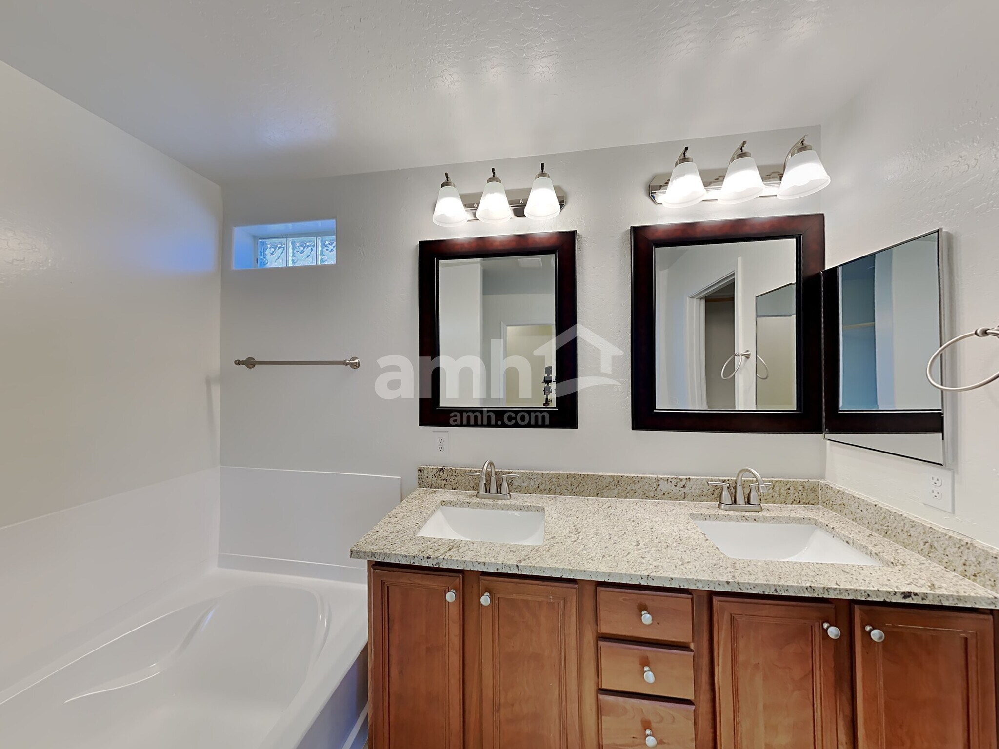 Building Photo - 1786 W Desert Canyon Dr