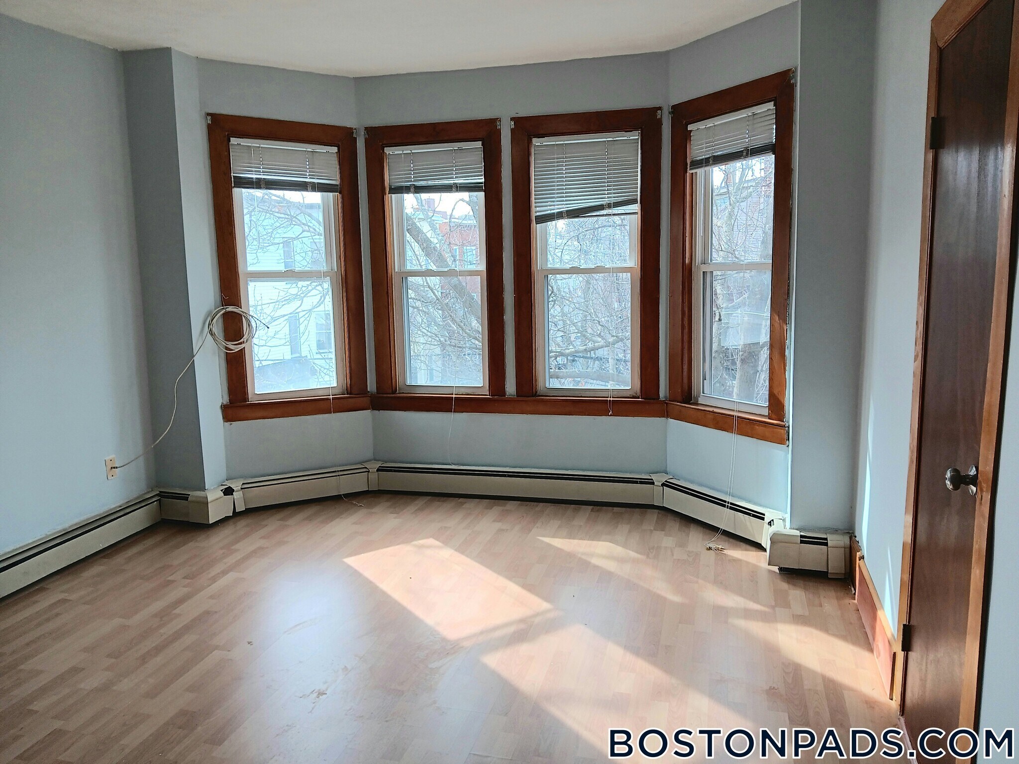 Building Photo - 89 Webster Ave