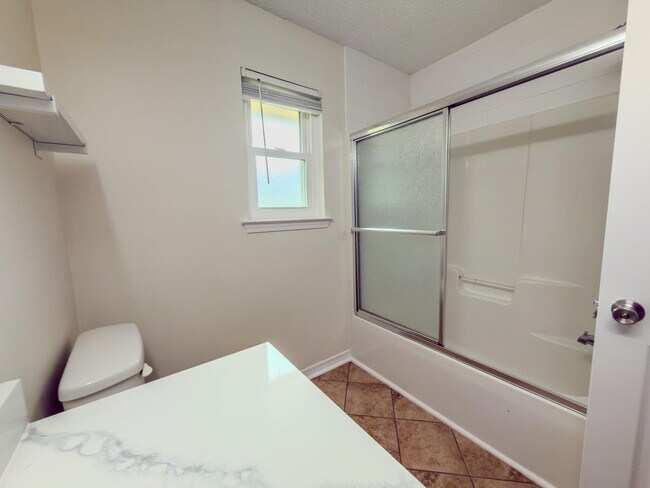 Building Photo - 1783 Ivalea Cir