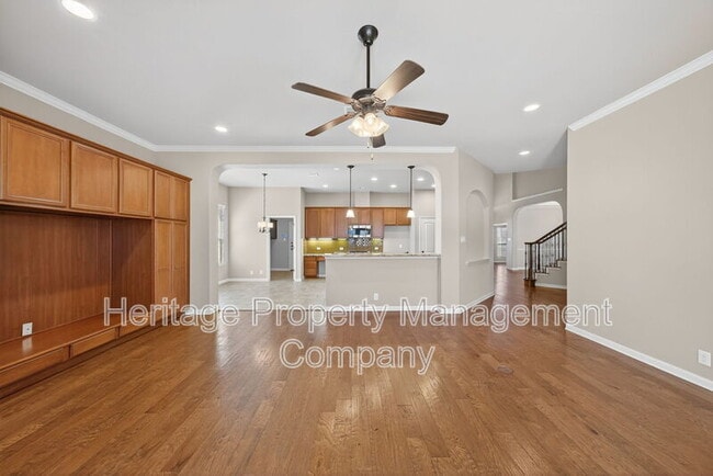 Building Photo - 226 Hamburg Ave