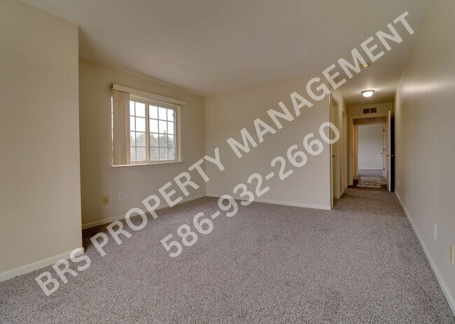 Building Photo - JUST REDUCED!!!   2 Bedroom 2 Bathroom Condo