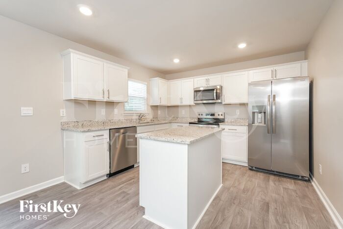 Building Photo - 133 Expansive Dr