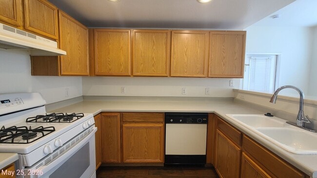 Building Photo - Condo in Southwest Las Vegas