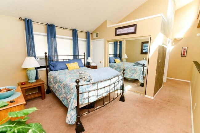 Building Photo - 247 Davis Cup Dr