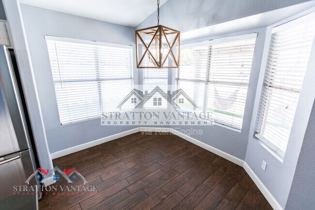 Building Photo - 19025 N 36th Way