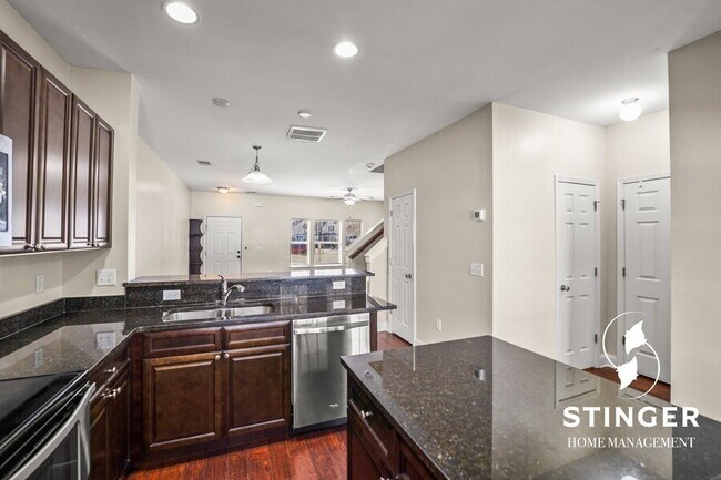 Building Photo - 143 Bella Way