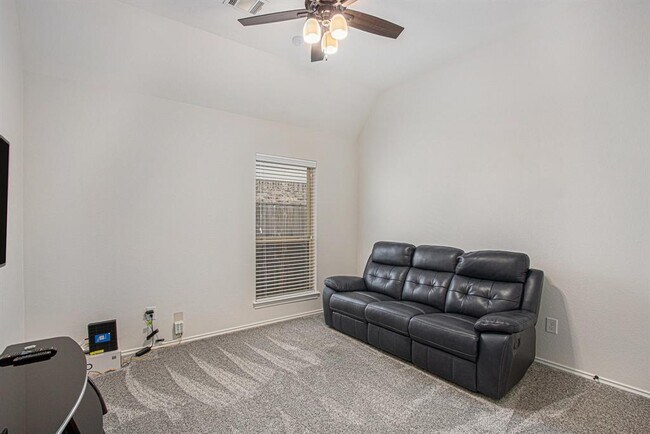Building Photo - 29138 Garden River Ct