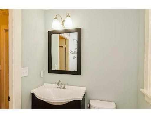 Building Photo - 2 Braemore Rd