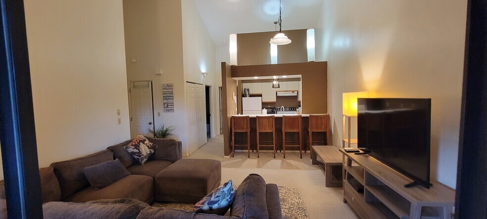 Building Photo - 679 S Kihei Rd