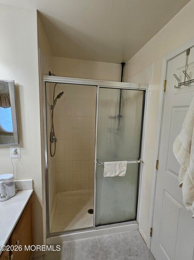 Building Photo - 12 Jensen Court