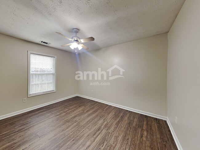 Building Photo - 193 Patterson Close Ct