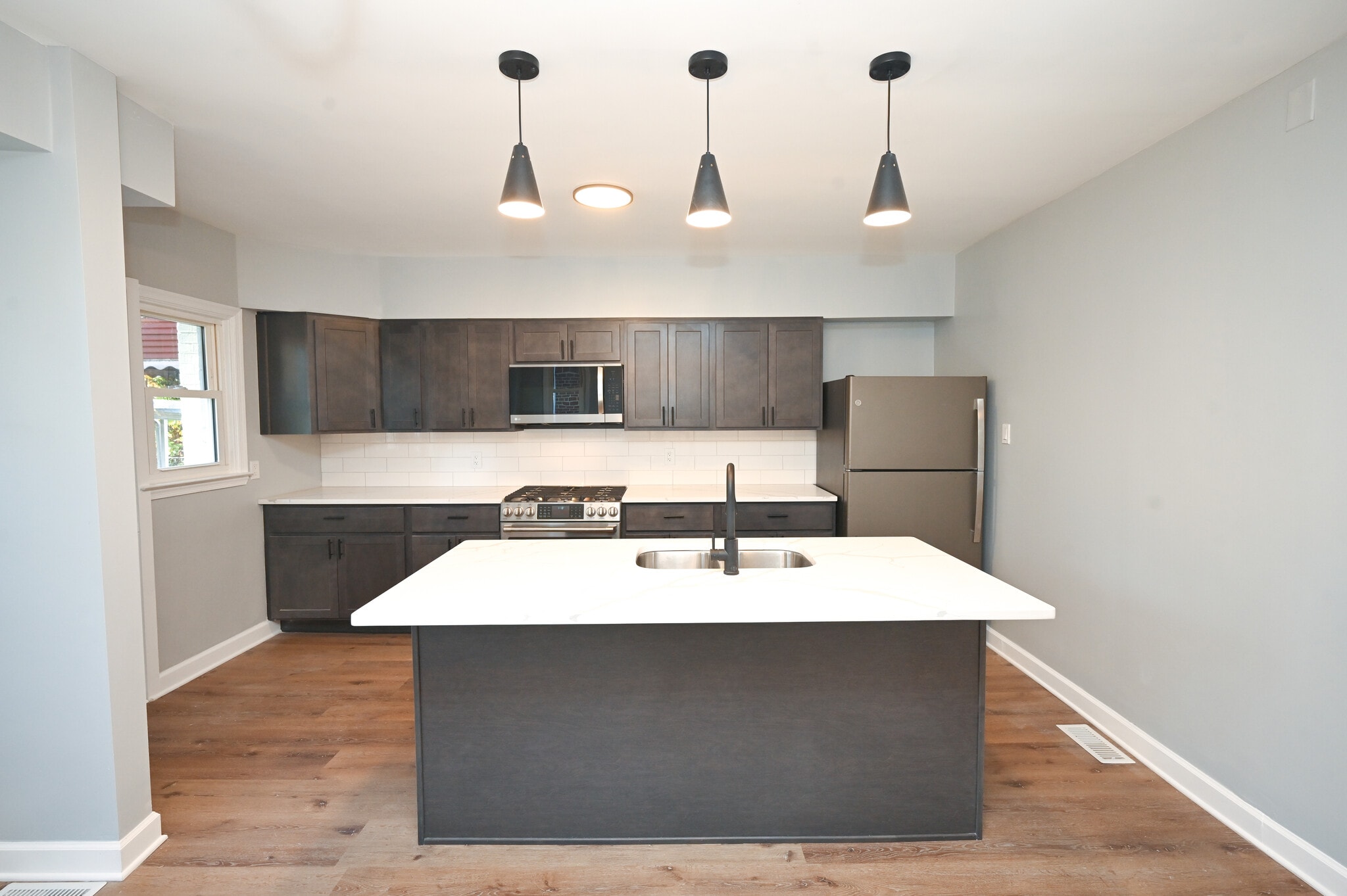 Building Photo - 3405 Ludgate Rd