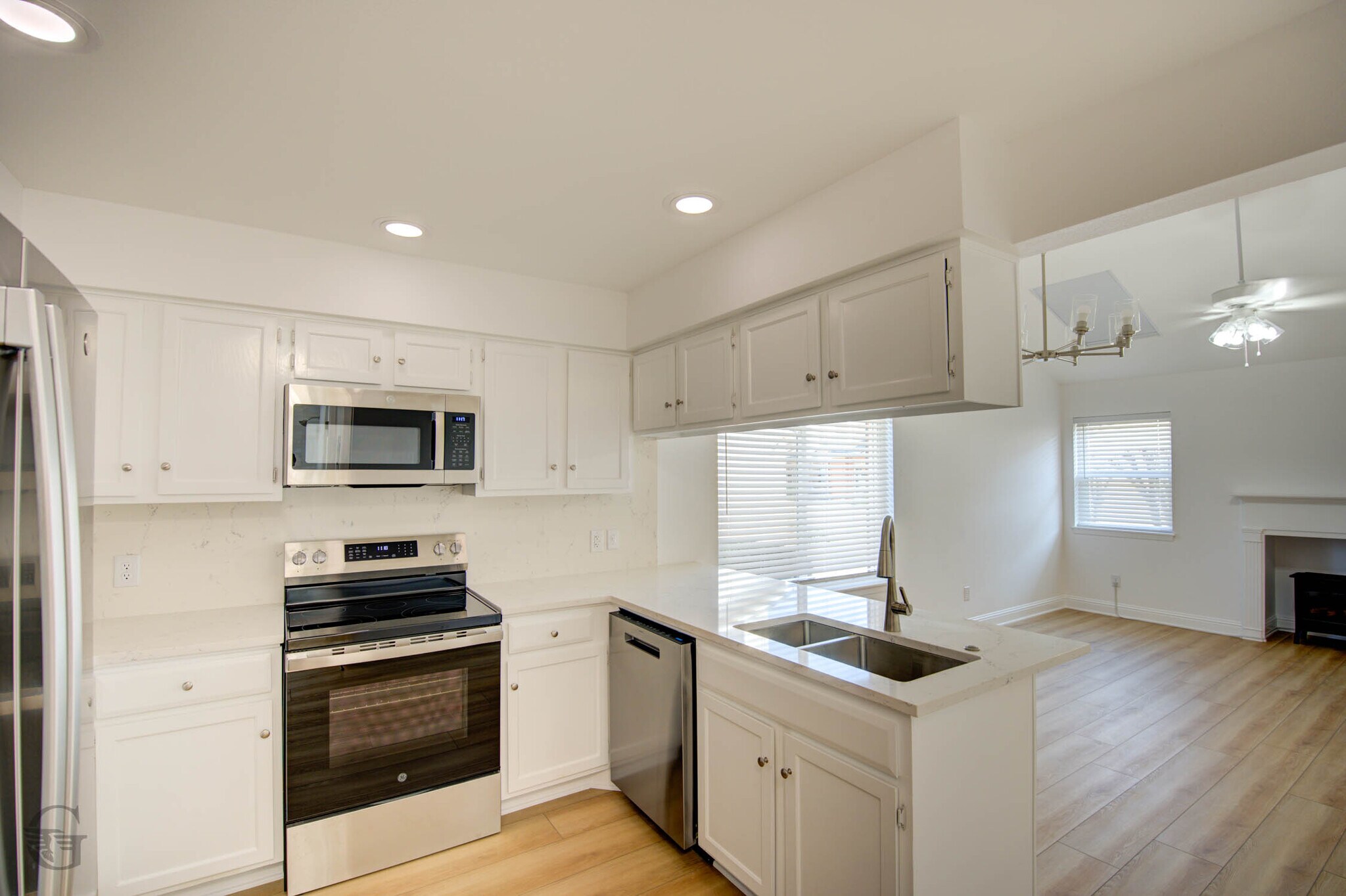 Building Photo - 3636 Greenacres Place Dr