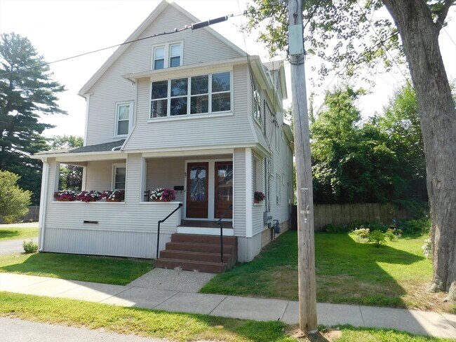Building Photo - 67-69-69 Angeline St
