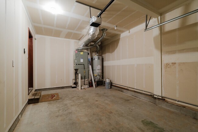 Building Photo - 2805 Alyssa Ct SE