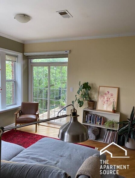 Building Photo - 1623 W Wallen Ave