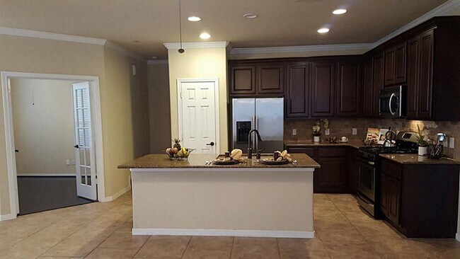 Building Photo - 18 Umbria Ln