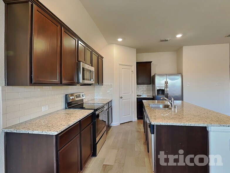 Building Photo - 108 Morning Star Ln