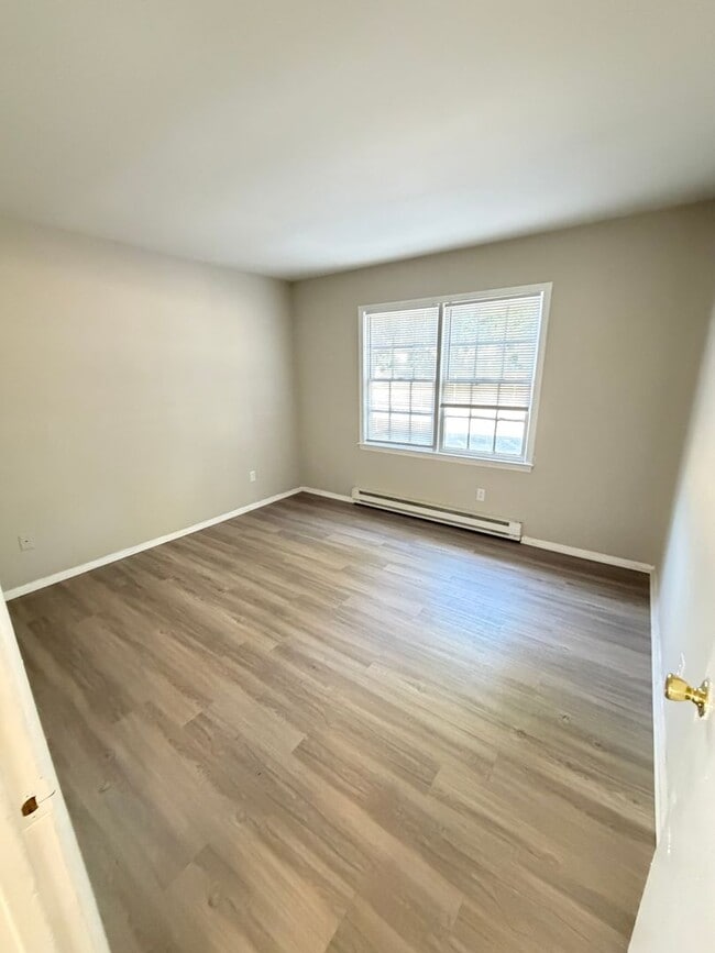 Building Photo - 2bed/1ba Apt off S Main Kannapolis close to Downtown Kannapolis & Hwy 73