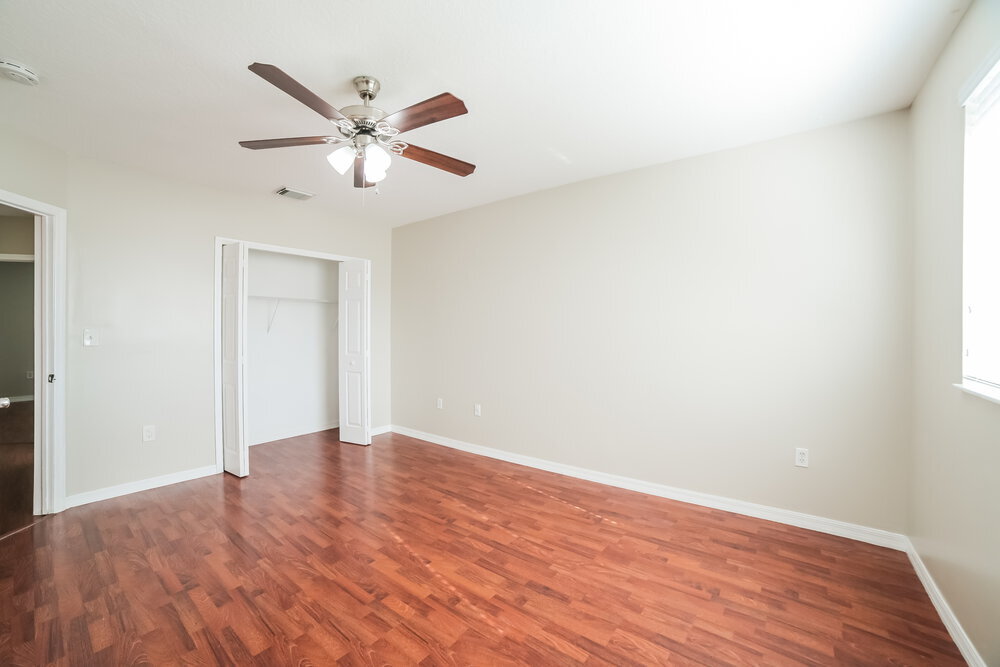 Building Photo - 12465 SW 120th Ave